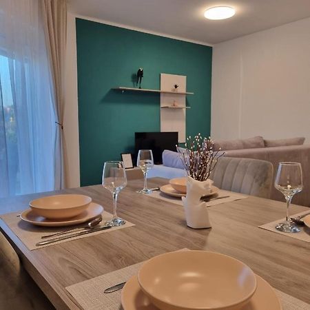 Apartmani Toni Drnis Exterior photo