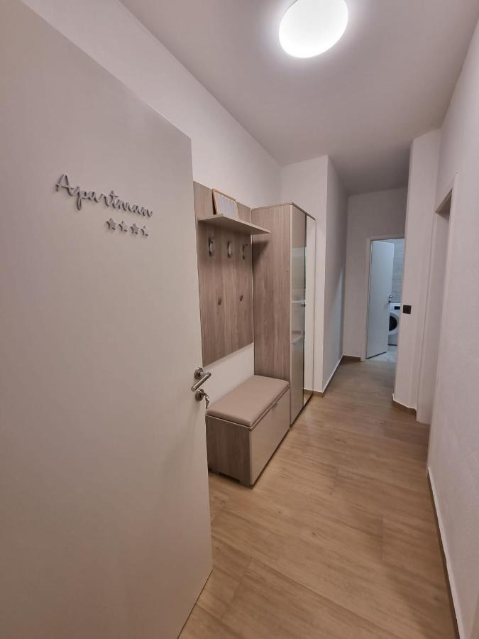 Apartmani Toni Drnis Exterior photo