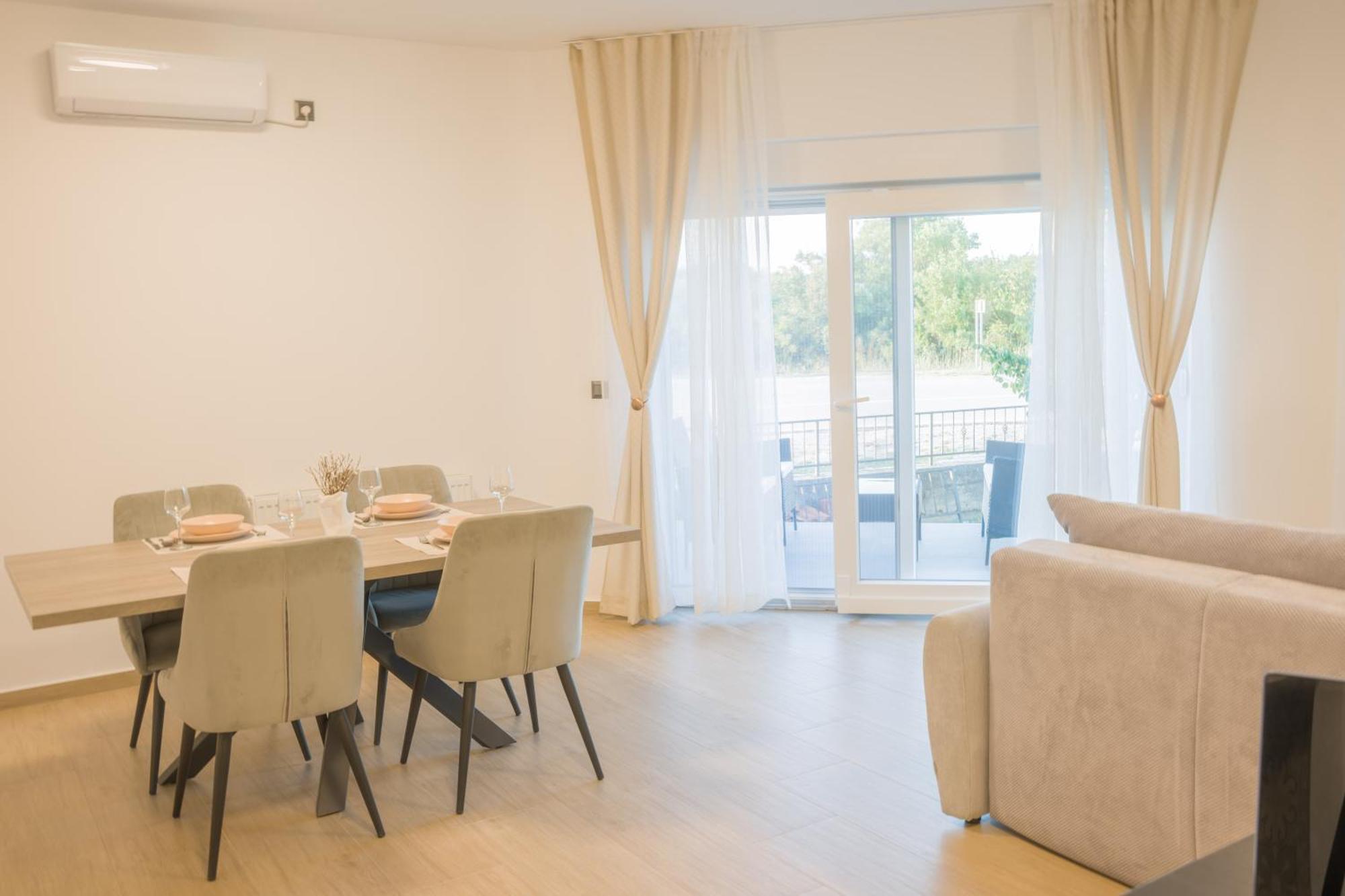 Apartmani Toni Drnis Exterior photo